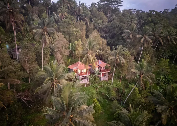 Cemara Hill By Samhita Bali ロッジ Silebeng