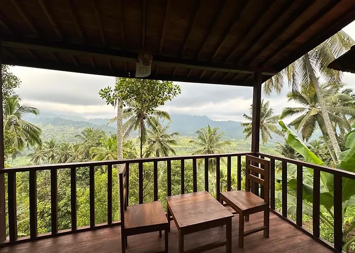 Cemara Hill By Samhita Bali Orman Evi *